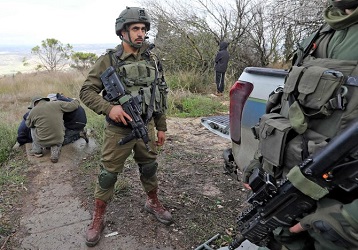 Tentara Israel Buru Warga Palestina Yang Dituduh Membunuh Pemukim Ilegal Yahudi Di Tepi Barat